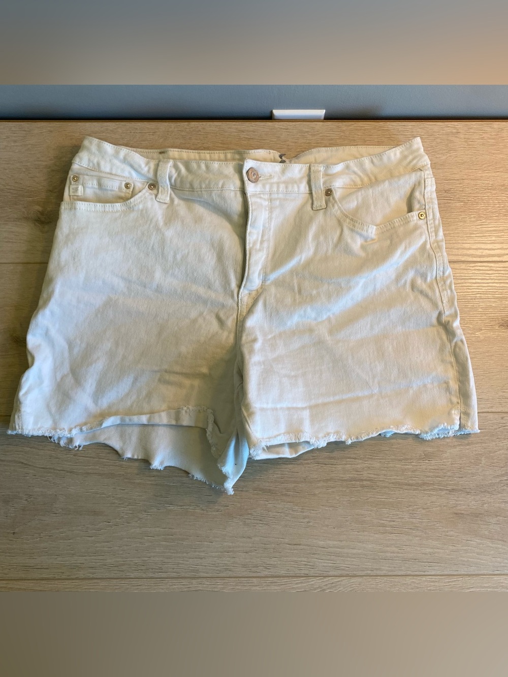 Seven7 Cream Frayed Hem Denim Shorts